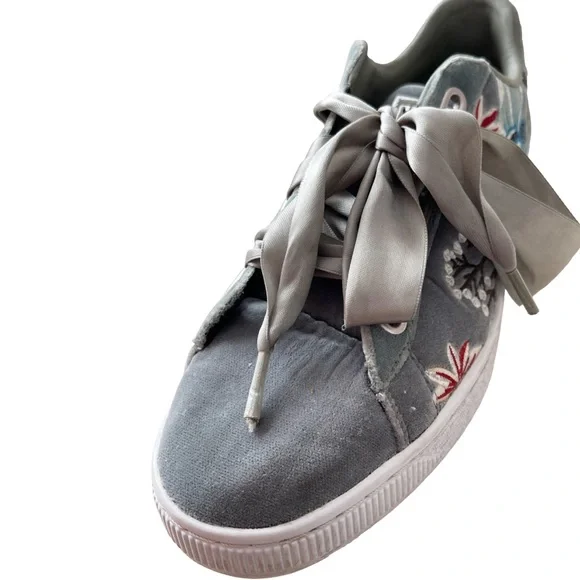 PUMA Embroidered Sneakers “Basket Heart Hyper” Ribbon Laces Women’s Size 9 - Picture 5 of 16